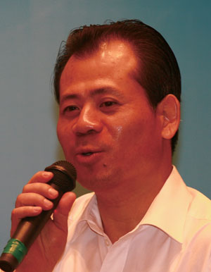 中國國際城市化發(fā)展戰(zhàn)略研究委員會(huì)秘書長、城市化網(wǎng)執(zhí)行總裁